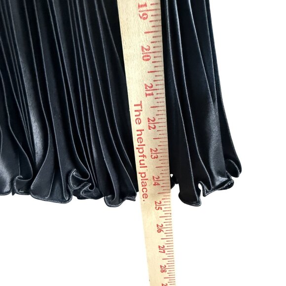 Harris Wallace Women's Pleated Skirt Size 6 Black Satin Elastic Waist Career - Picture 6 of 9
